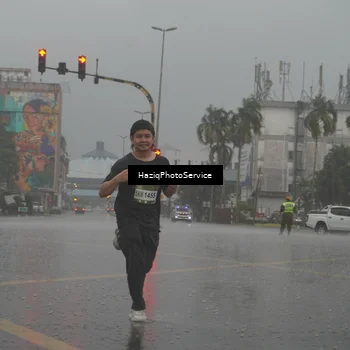 Runner Photo 7735817