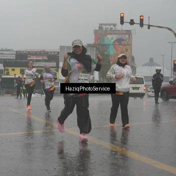 Runner Photo 7735822