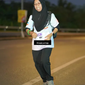 Runner Photo 7735836