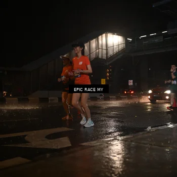 Runner Photo 7735842
