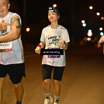 Runner Photo 7735848