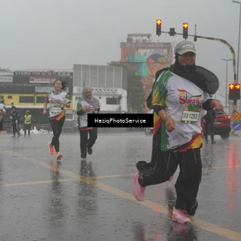 Runner Photo 7735859