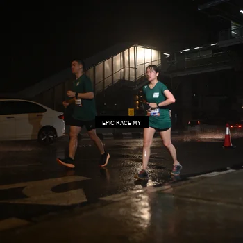 Runner Photo 7735860