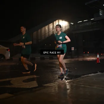 Runner Photo 7735863