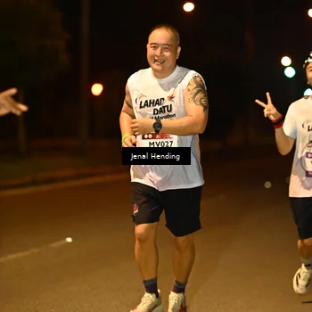 Runner Photo 7735867