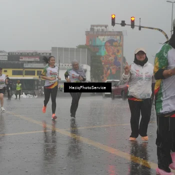 Runner Photo 7735869