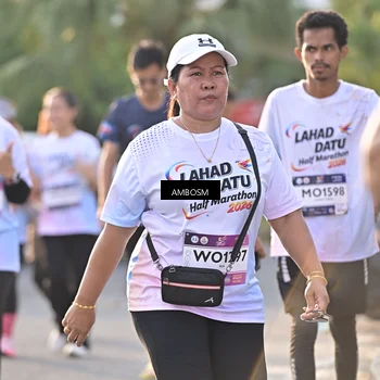 Runner Photo 7735878