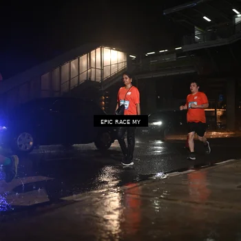 Runner Photo 7735886