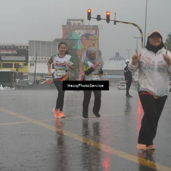 Runner Photo 7735889