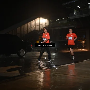 Runner Photo 7735893
