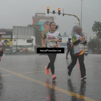 Runner Photo 7735904