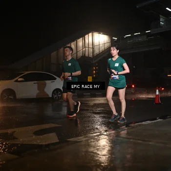 Runner Photo 7735905