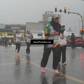 Runner Photo 7735915