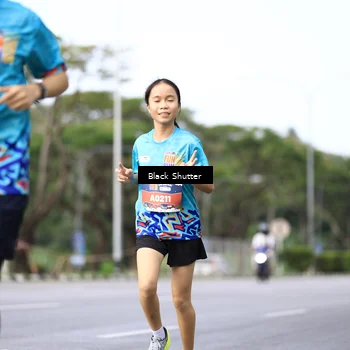 Runner Photo 7735917