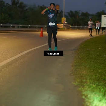 Runner Photo 7735921