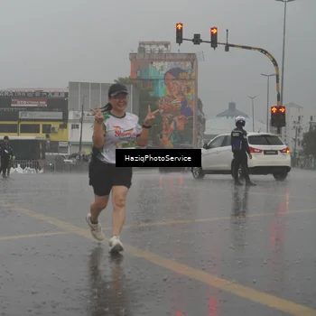 Runner Photo 7735932