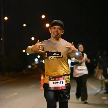 Runner Photo 7735942
