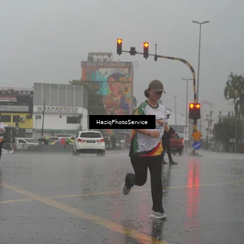Runner Photo 7735958