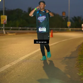 Runner Photo 7735986