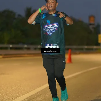 Runner Photo 7735987