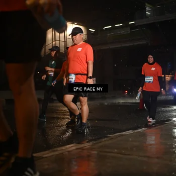 Runner Photo 7736000