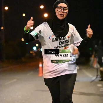 Runner Photo 7736006