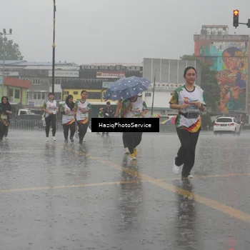 Runner Photo 7736017