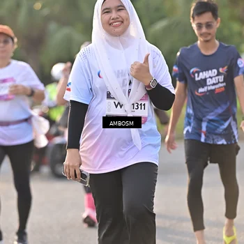 Runner Photo 7736032