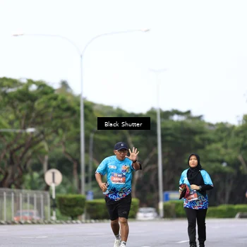 Runner Photo 7736034