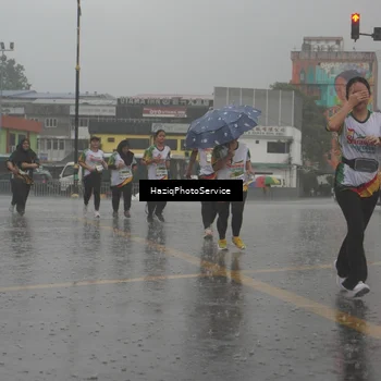 Runner Photo 7736040