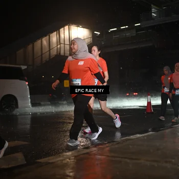 Runner Photo 7736043