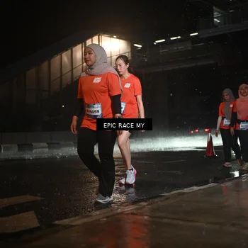Runner Photo 7736046
