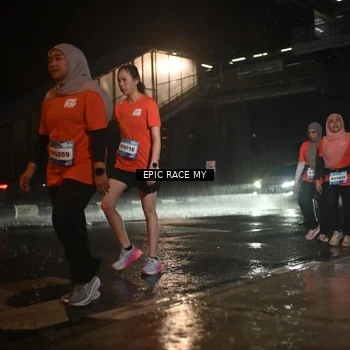 Runner Photo 7736052