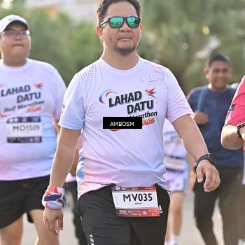 Runner Photo 7736068