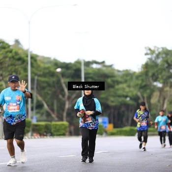 Runner Photo 7736093