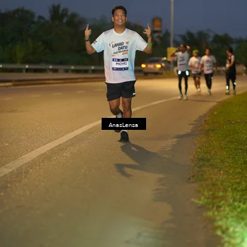 Runner Photo 7736100