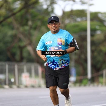 Runner Photo 7736107