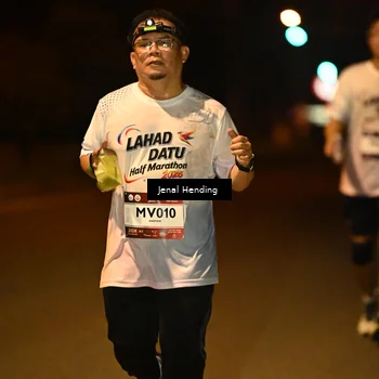 Runner Photo 7736116