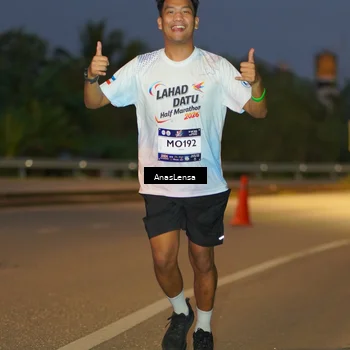 Runner Photo 7736122