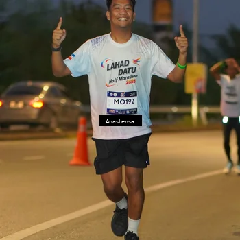 Runner Photo 7736123