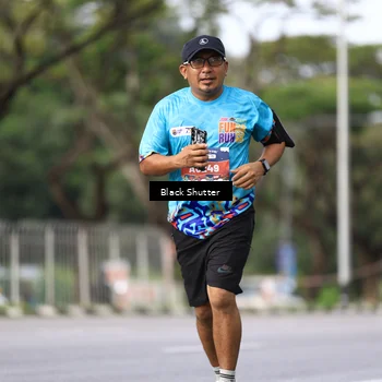 Runner Photo 7736132