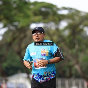 Runner Photo 7736134