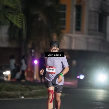 Runner Photo 7736145