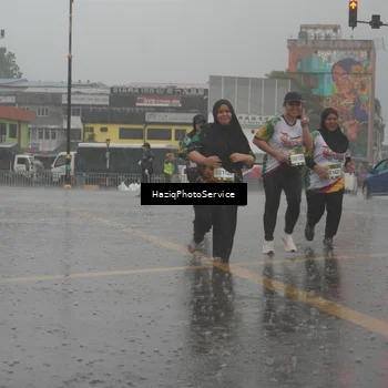 Runner Photo 7736154