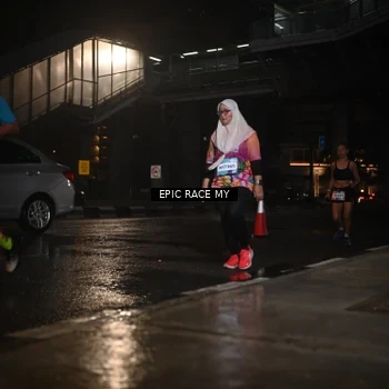 Runner Photo 7736160