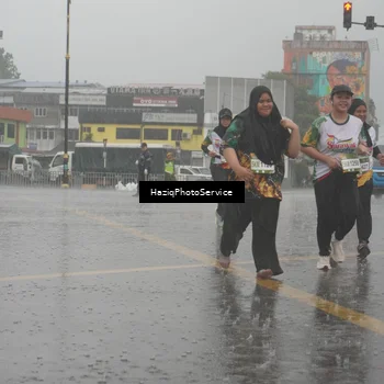 Runner Photo 7736172