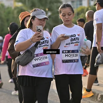 Runner Photo 7736175