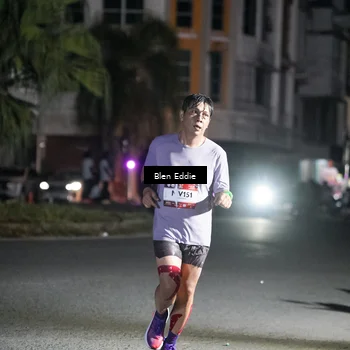 Runner Photo 7736177