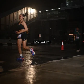 Runner Photo 7736178