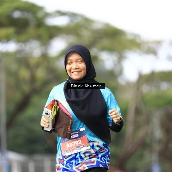 Runner Photo 7736186